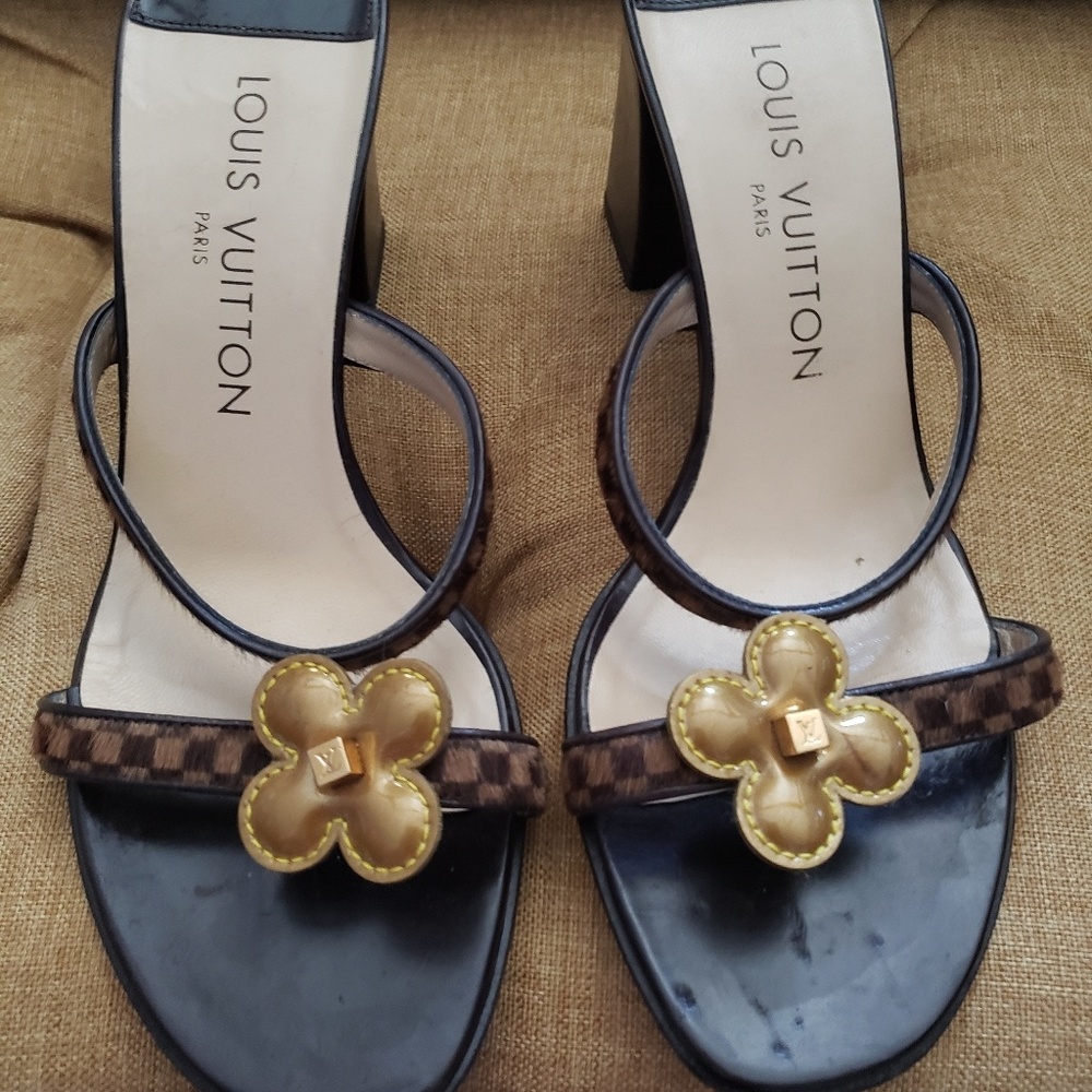 Lois Vuitton Damier Sandals